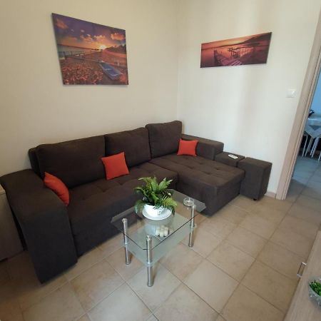 Eirini'S Place Nea Kallikrateia Ngoại thất bức ảnh